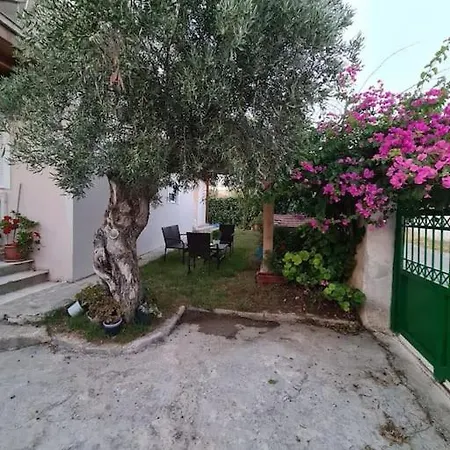 Semelia's * Spata (East Attica)